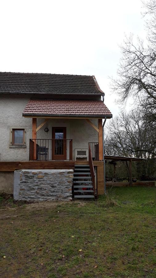 Agreable Gite En Pleine Nature Parmilieu Εξωτερικό φωτογραφία